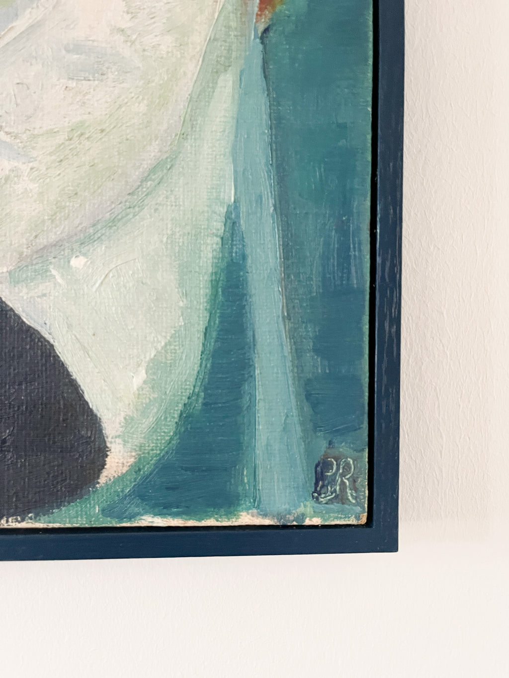 Siddende pige (signeret “BR”)  - maleri